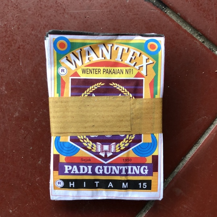 

WANTEX Padi Gunting WARNA HITAM Pewarna Pakaian / Kain / Jaring (10 pcs)