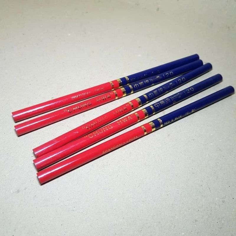 

pensil merah biru untuk membuat pola busana