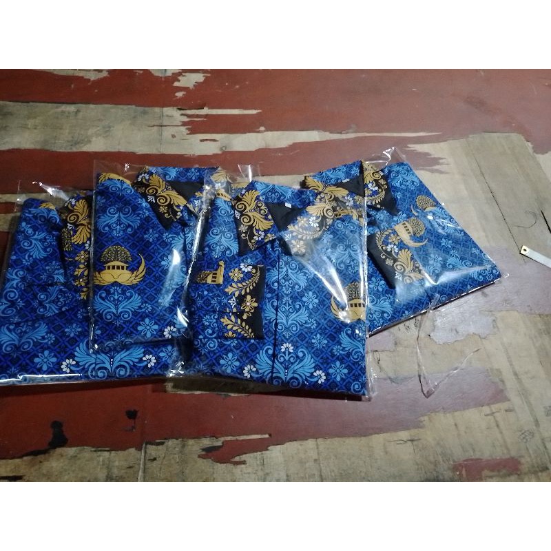 KEMEJA KORPRI MOTIF TERBARU TH 2022 full and no  furing  BAHAN ASLI KATUN PRIA DAN WANITA