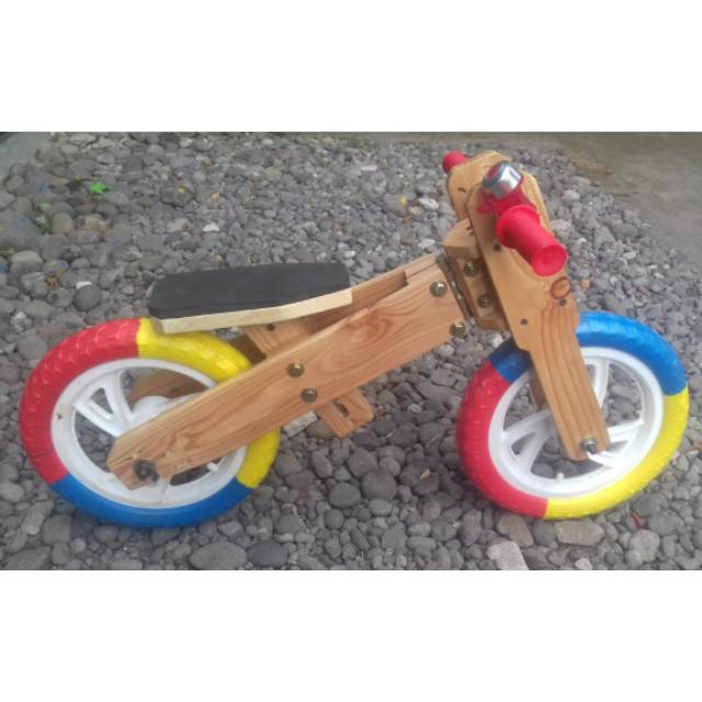 balance bike kayu