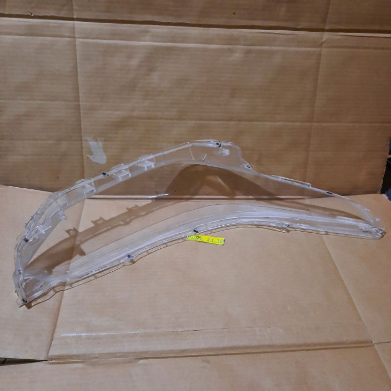 kaca mika headlamp lampu depan toyota yaris 2018 2019 2020 2021 original