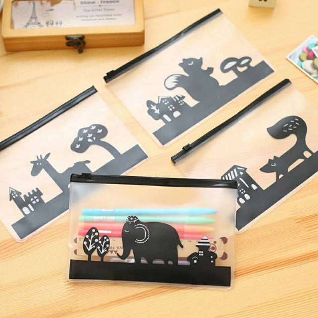 

Tempat Pensil Transparan / Tempat Pensil Zipper gambar Deer,Racoon,Elephant,Squirrel