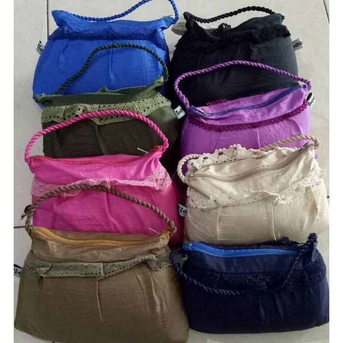 Diskon !!! Azurra Shop Mukena Traveling Parasut Super &  Jumbo Mukena Dewasa Fashion Muslim Murah