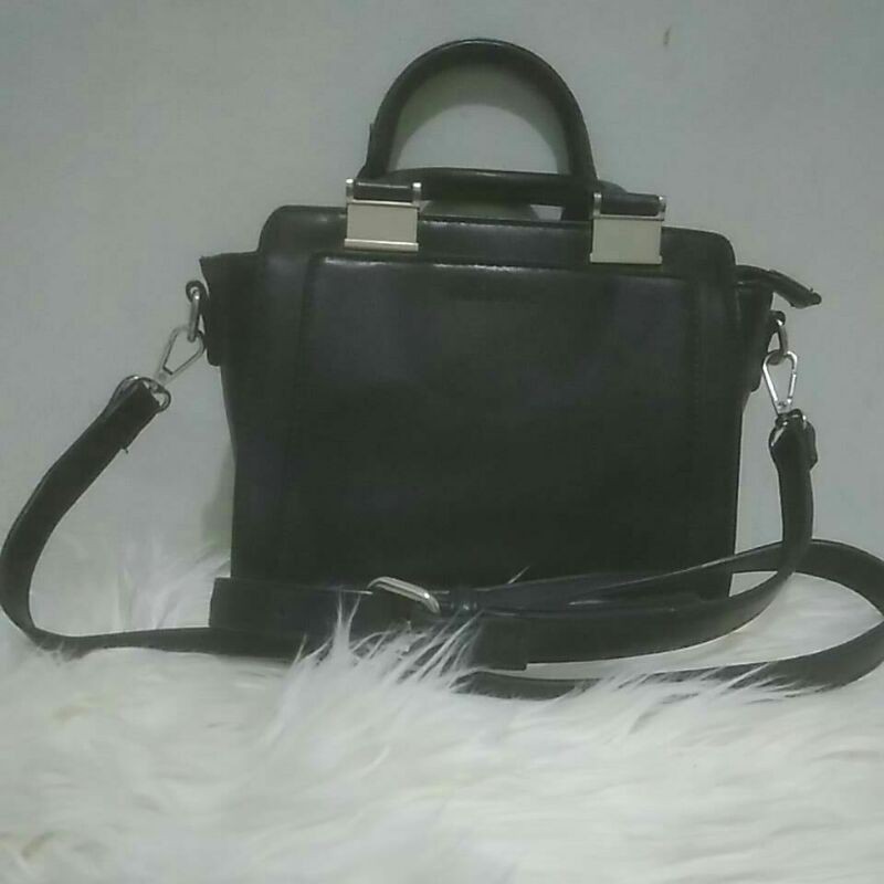 Jual Sling Bag DUSTO (PL) Indonesia