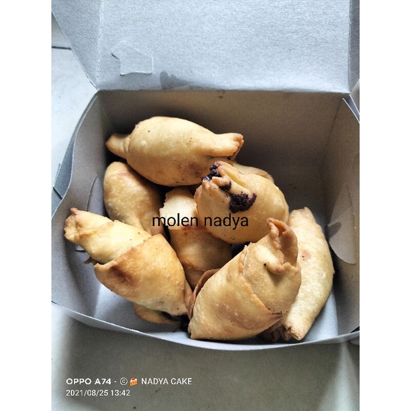 

molen pisang aneka rasa