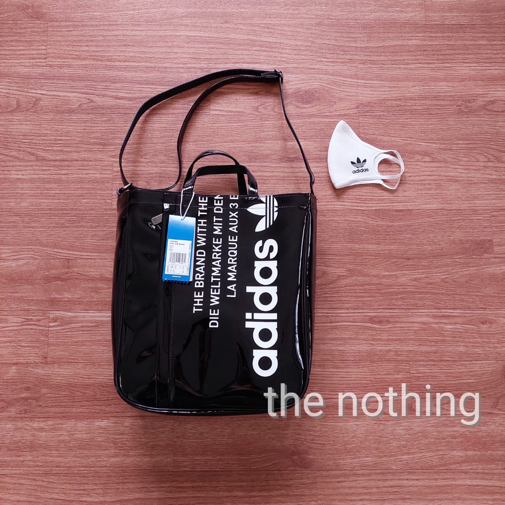 Adidas originals vintage airliner luxe shopper bag black