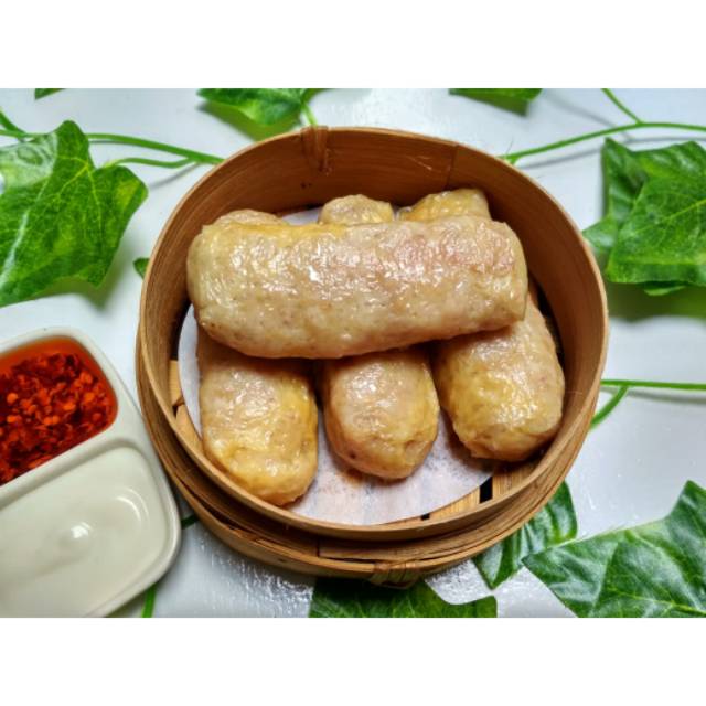 

Lumpia kulit tahu ayam Frozen isi 4 pcs