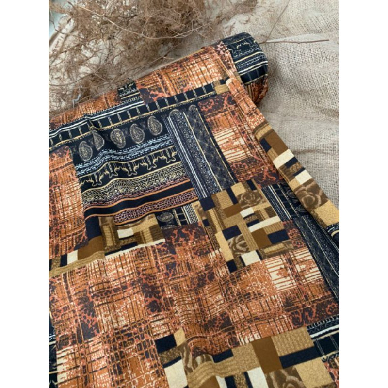 KAIN SILK / LV PURE PREMIUM SILK SUTRA DIGITAL PRINT - CANDU LARA (YEYEN KAIN)