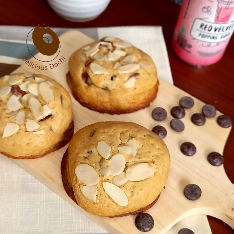 

Premium Soft cookies box of 4 almond