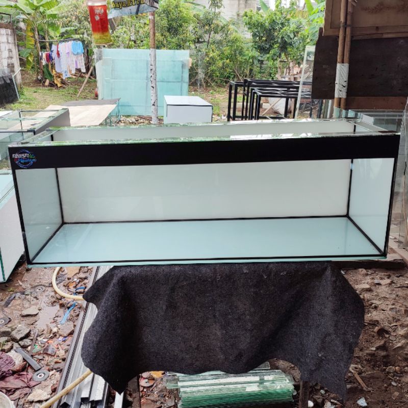 Jual Aquarium 120x40x40 Full Beground Lem Hitam | Shopee Indonesia