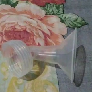 Corong spectra ukuran M ( 28 mm ) PRELOVED