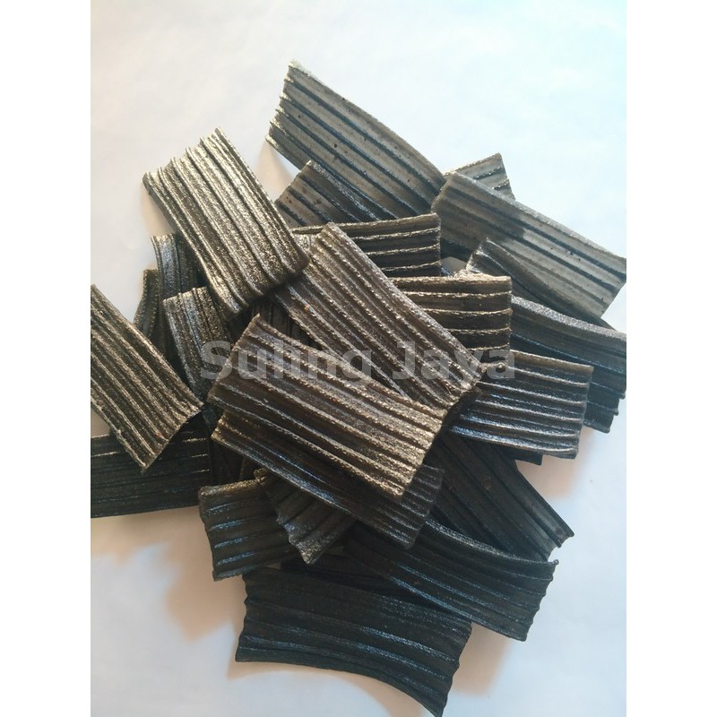

Kerupuk Jengkol Mentah 250 gr