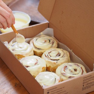 

Creamcheese Cinnamon Rolls (Reg Size)