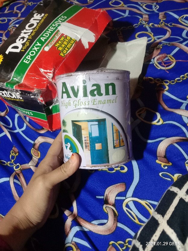 Cat Avian Untuk Kayu Dan Besi 1 Kg / Cat Kayu Besi Avian