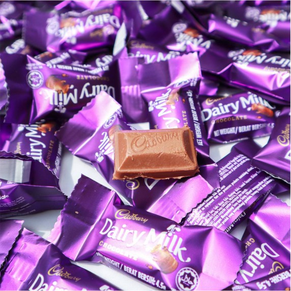 РљРѕРЅС„РµС‚С‹ Roses Cadbury