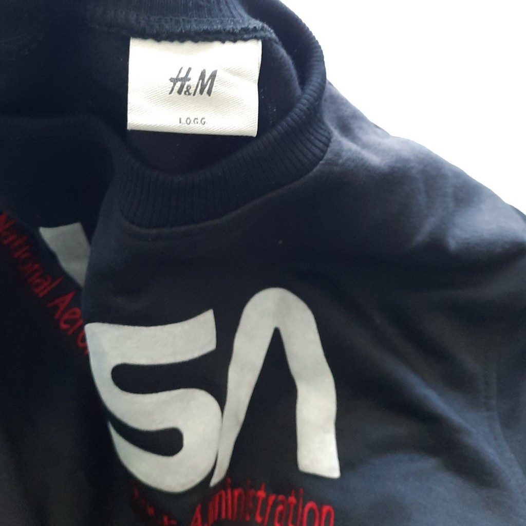 H&amp;M Crewneck NASA Black / Sweater HnM Original Pria Wanita