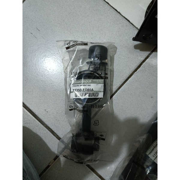 Engine Mounting Livina Kanan Atas 1.8 OEM HQ