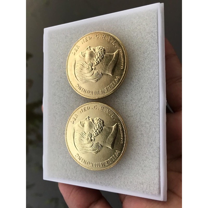 Koin Kuno Willem 1818 Warna Gold