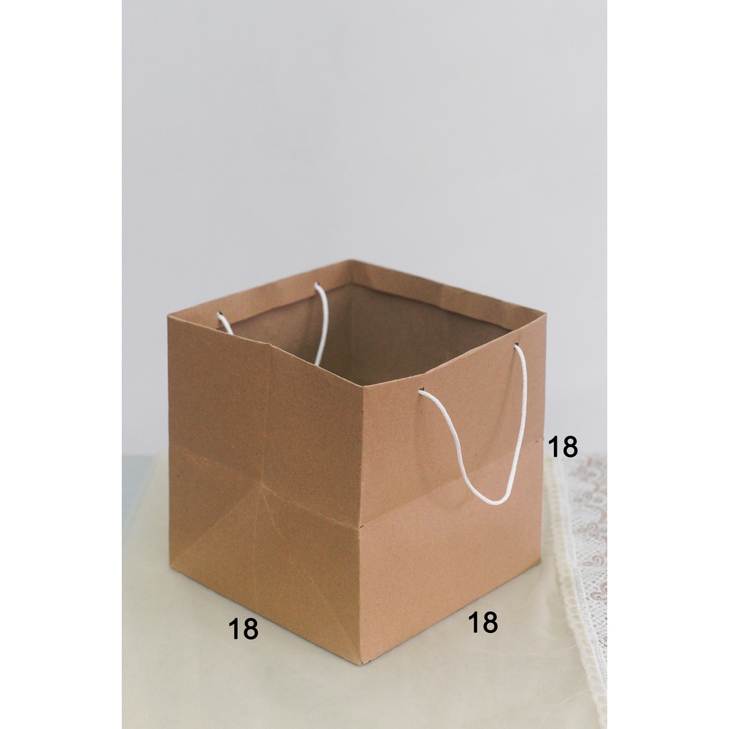

Paper bag 18x18x18 (PxLxT) paperbag coklat polos Goodie bag Murah