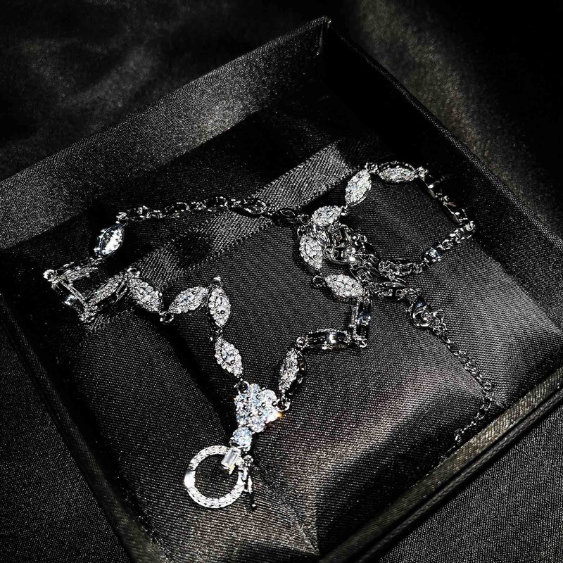 Luxury Fashion Moissanite Universal Necklace (without Pendant)