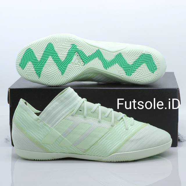 adidas nemeziz tango 17.3 futsal