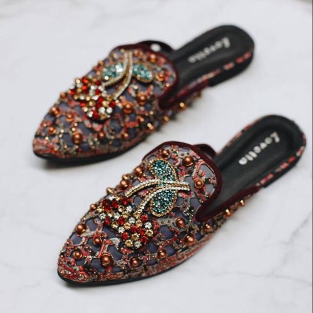 Slop cantik Lovetta import