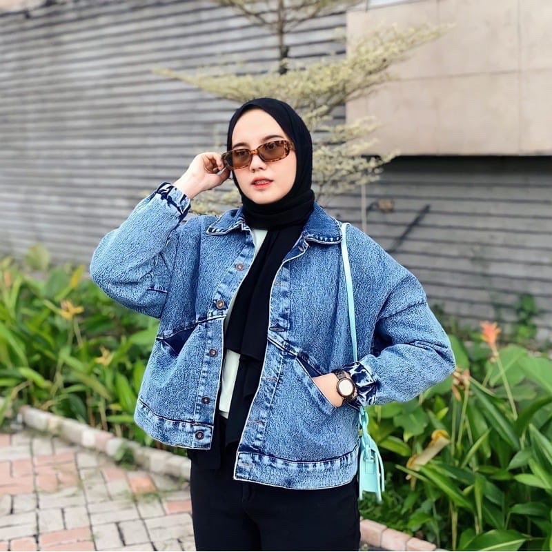 JAKET DENIM JEANS OVERSIZE VINTAGE WANITA JACKET JINS OVERSIZE KEKINIAN JAKET VINTAGE LENGAN BALON CROP JEANS CEWEK TERBARU SNOW JAKET KOREAN STYLE Jaket CROP