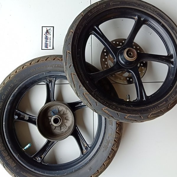 velg velk roda depan belakang original yamaha mio m3 fino 125 xeon gt xeon rc 125 bekas copotan