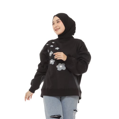 Sweater Oversize Wanita Flower Black