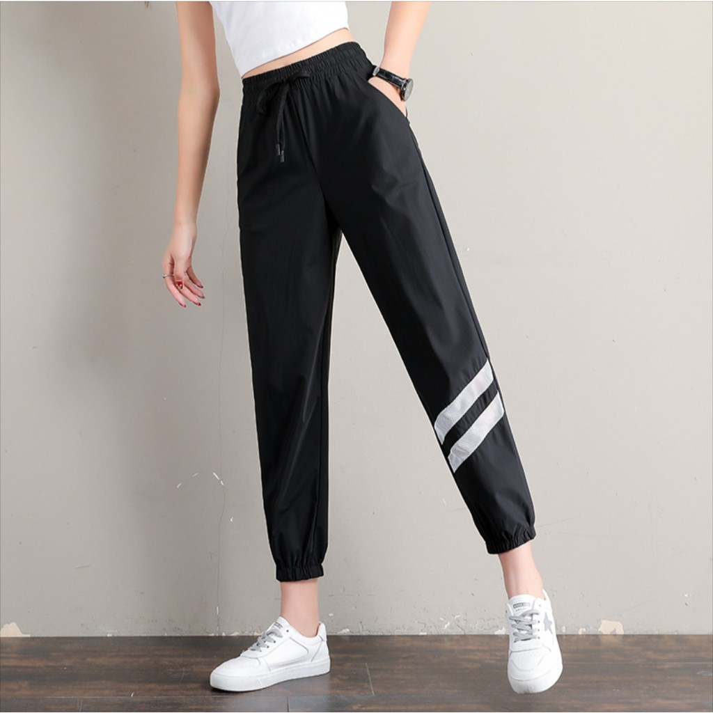 Korean Sports Jogger Pants / Celana Training Wanita 2032