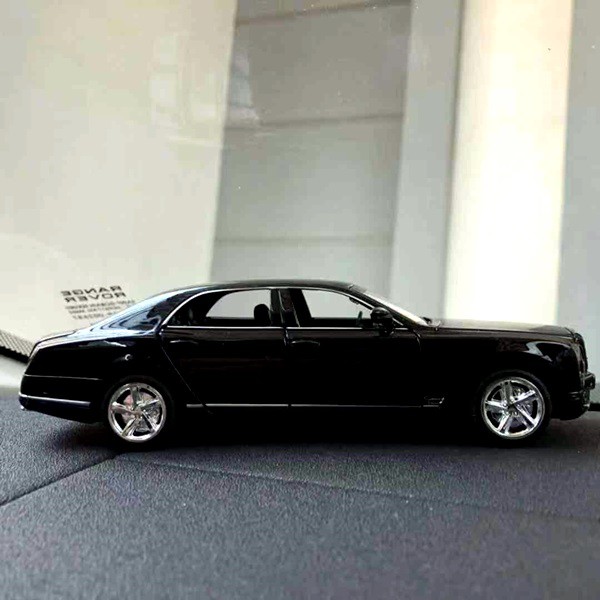 Pajangan BENTLEY MULSANNE Diecast Miniatur Parfum Parfume Pewangi Mobil