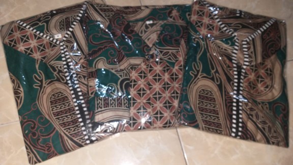 Set Batik Couple• Tunik Batik Couple Kemeja Batik Pria• Dress Batik