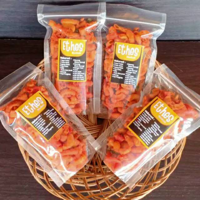 

Cemilan makaroni pedas daun jeruk (65gr)