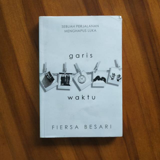 Garis Waktu (Fiersa Besari) (Preloved/Second/Bekas)