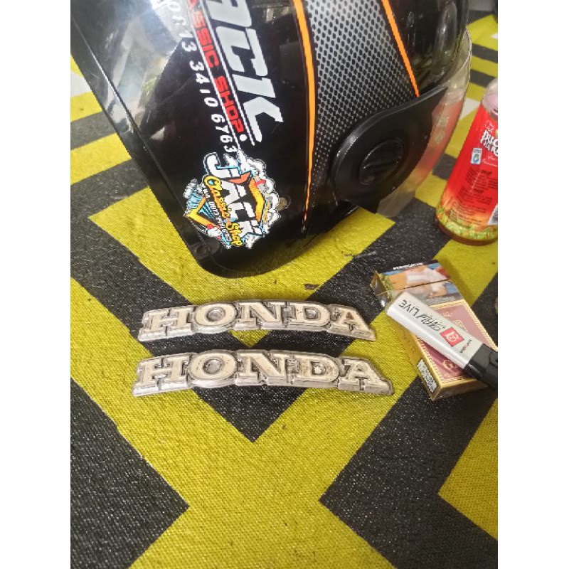 emblem Honda cb125 original emblem Honda cb 125