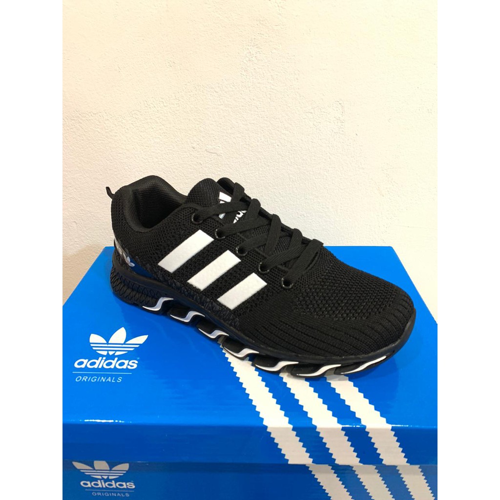  SEPATU  ADIDAS  CEWEK COWOK WARNA  HITAM PUTIH  36 44 Shopee 