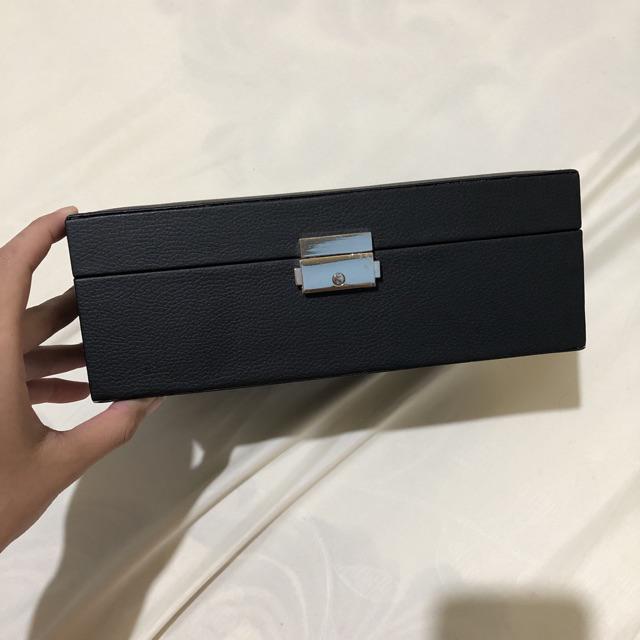 Box Perhiasan / Tempat Penyimpan Perhiasan Cincin/gelang/anting-anting