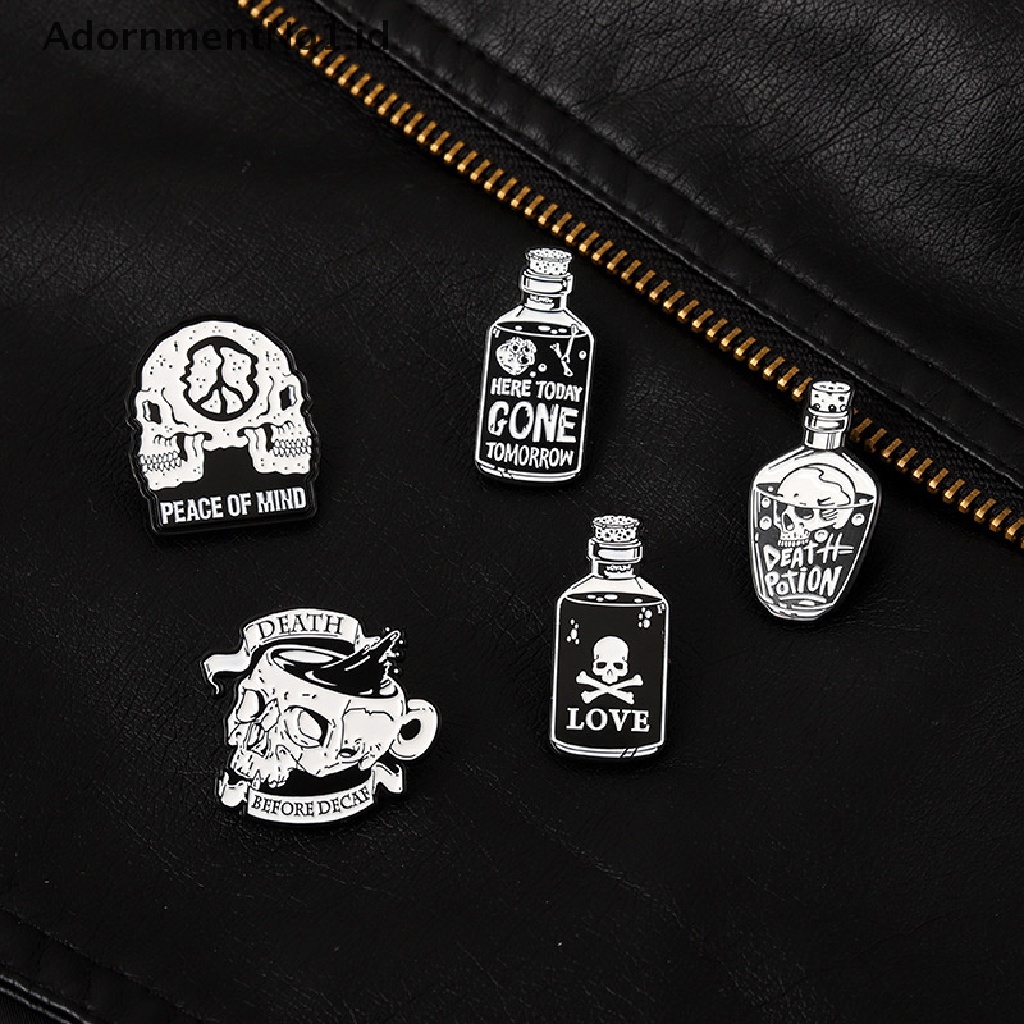 (AdornmentNo1) Bros Pin Enamel Desain Tengkorak Botol Hitam Gaya Punk