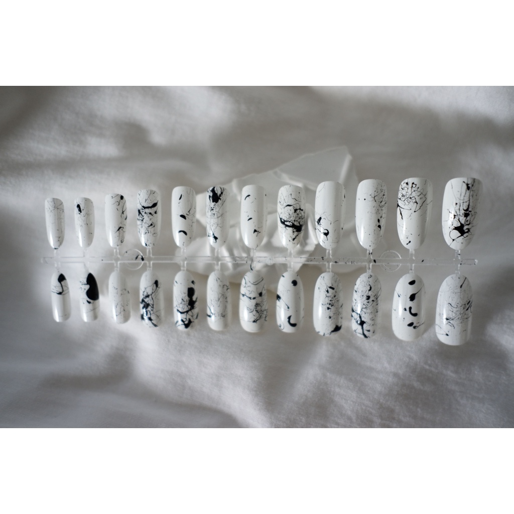 Anika Long Nail Set Arunika