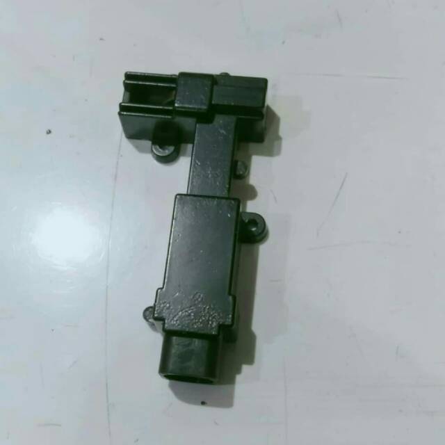 Rumah kunci jok vespa PXE / EXCLUSIVE