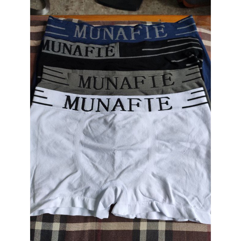 CD Pria Boxer Munafie