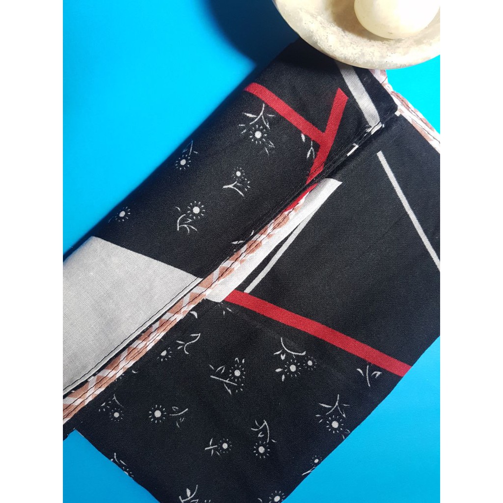 Hijab segi 4, Nayla merk Azzura scarf