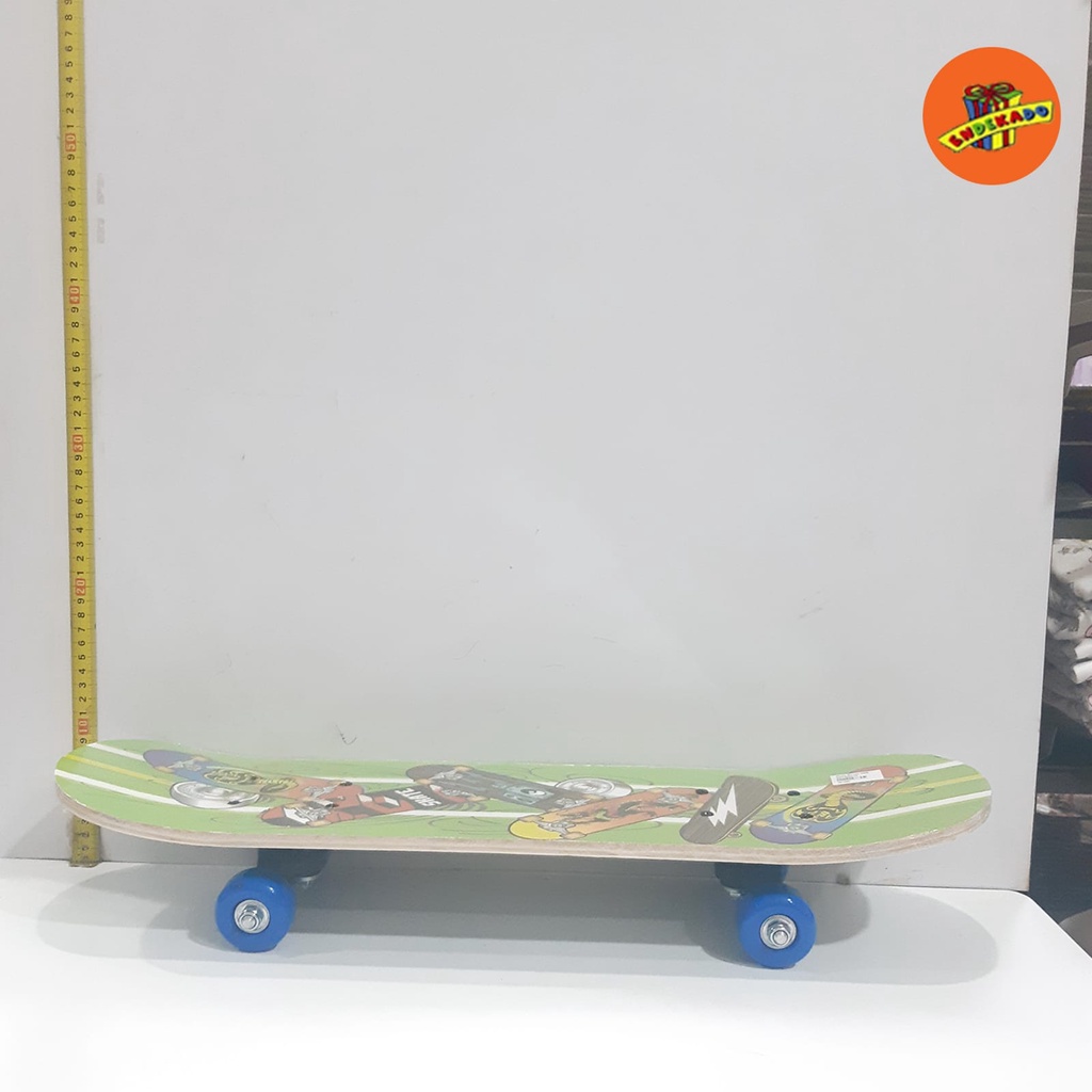 MAKASSAR! SKATE BOARD PAPAN ANAK 240C - Mainan Papan Luncur Anak