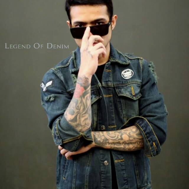JAKET JEANS RIPPED LEGEND OF DENIM
