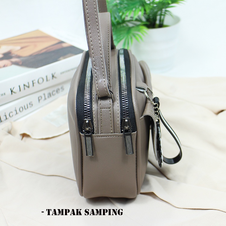 UAH SLIMBAGS / HARGA GROSIR / SLingbag Minixo 3 Ruang High quality IW 09 / Tas Selempang Wanita / Tas wanita Terbaru Kekinian &amp; Terlaris