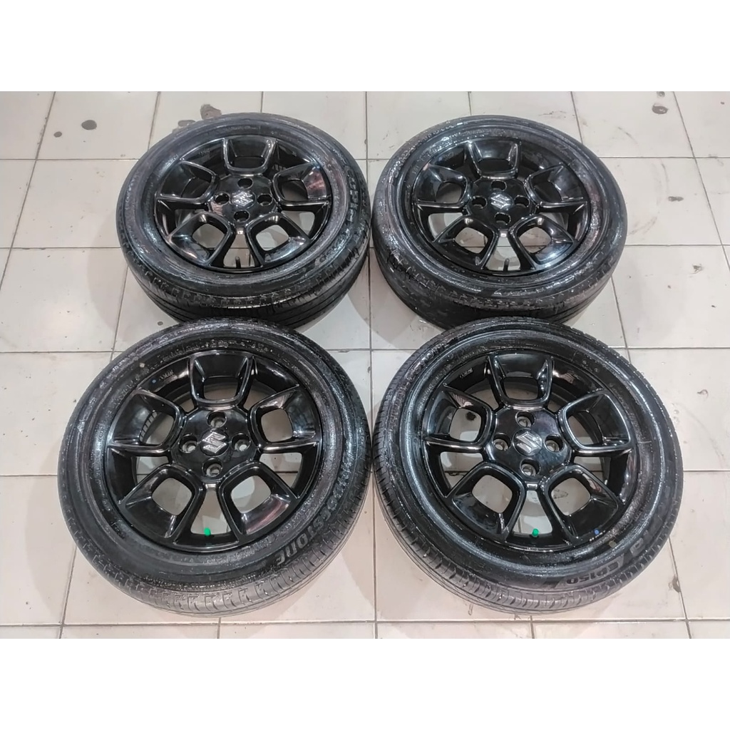 velg mobil bekas ring 15x5,5 warna hitam copotan original sukuzi plus ban