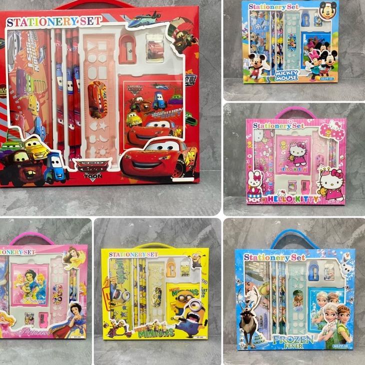 

Langsung Ambil Alat tulis anak 1 set karakter 6 item 1 boxs