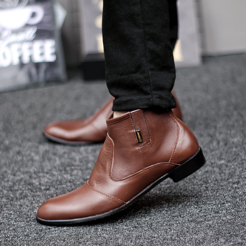 Sepatu Boots Pantofel Kulit Asli Formal Resleting Kerja Hitam Pria Abrhm Fox