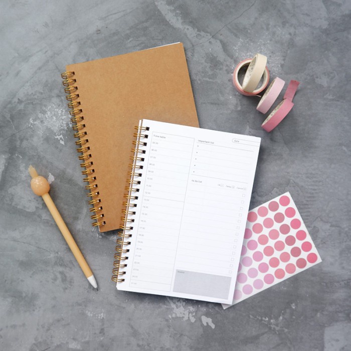 

[RESTOCK] Kraft Cover Spiral Daily Planner