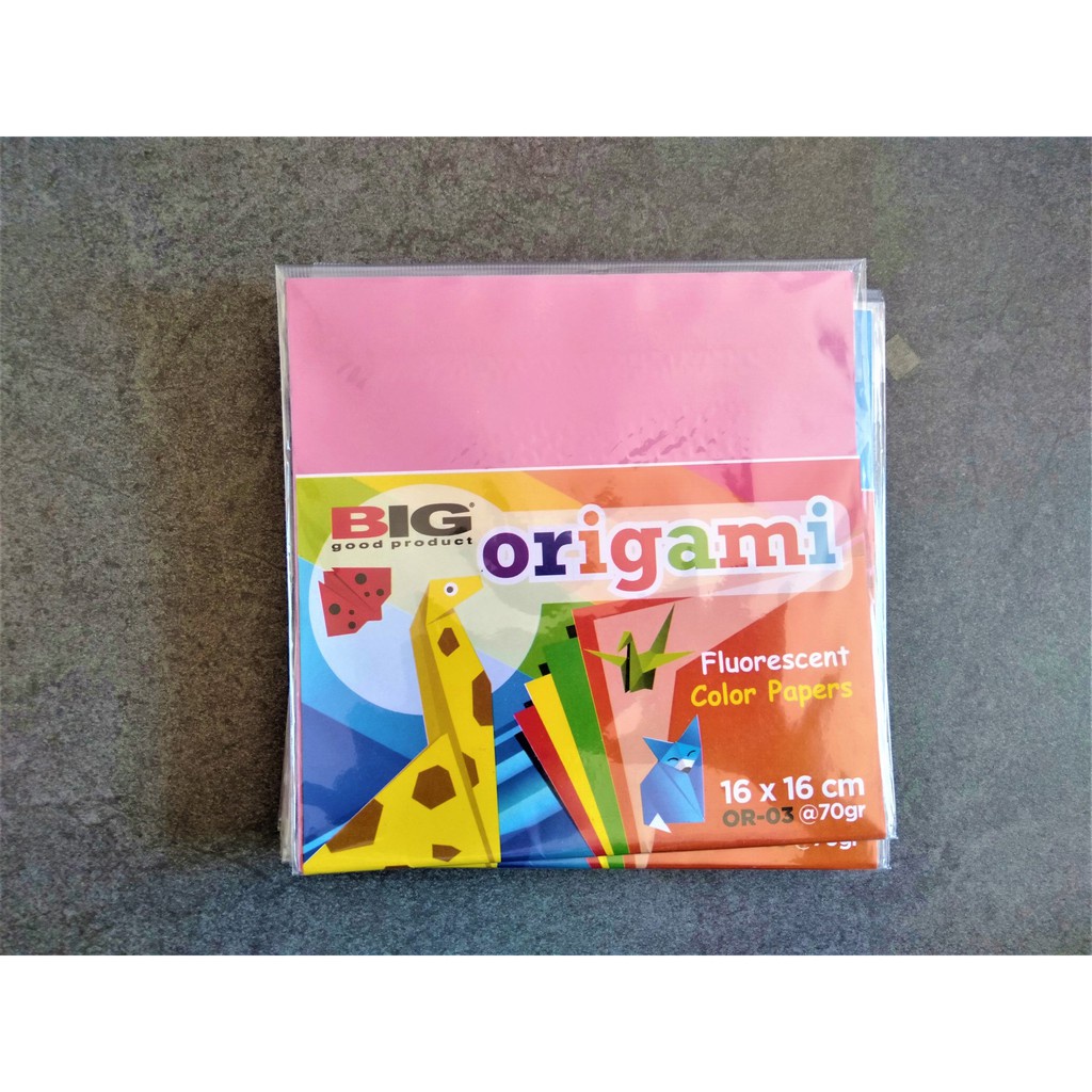 

Kertas lipat origami / art paper ukuran 16 x 16